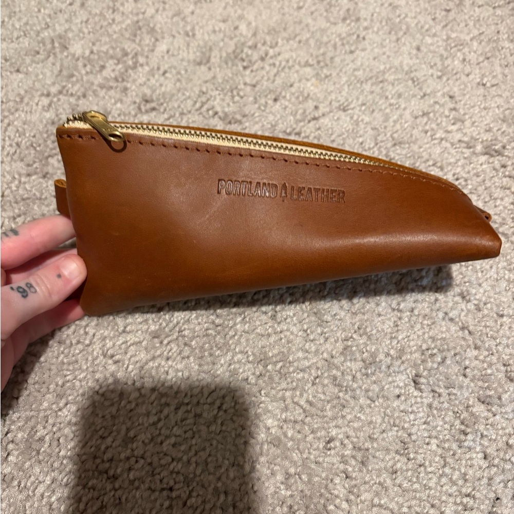 Portland Leather Brown Pouch